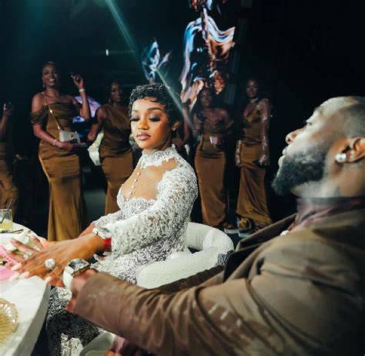 
Davido Shares More Loved-Up Video With Chioma Rowland Amid Reunion 