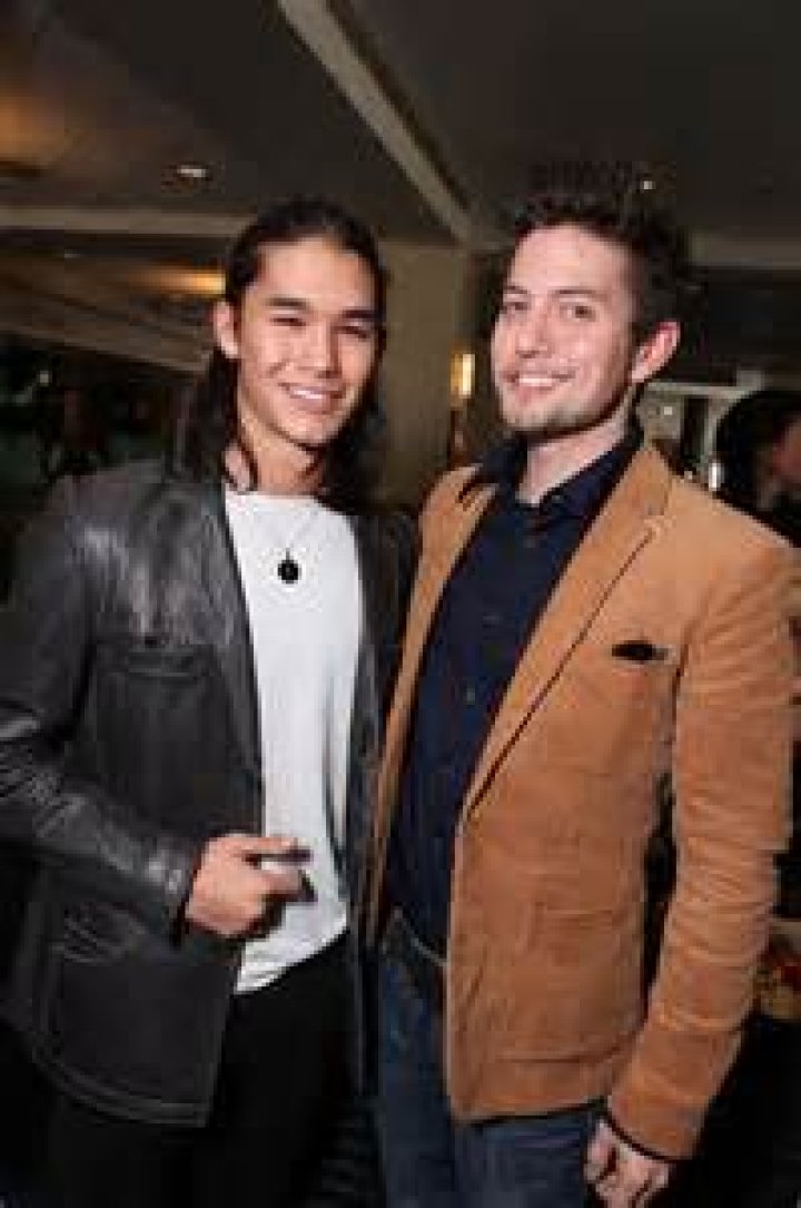 
Fivel Stewart’s Brother Booboo Stewart Is None Other Than Seth Clearwater Of The Twilight Saga 