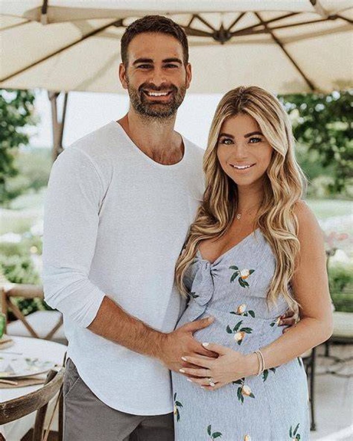 Is Amber Lancaster Pregnant? Boyfriend Shane Mouser And Net Worth 2022