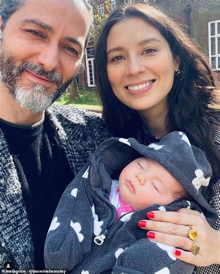 
Is Jasmine Hemsley Married? Wiki, Age, Husband, Child 