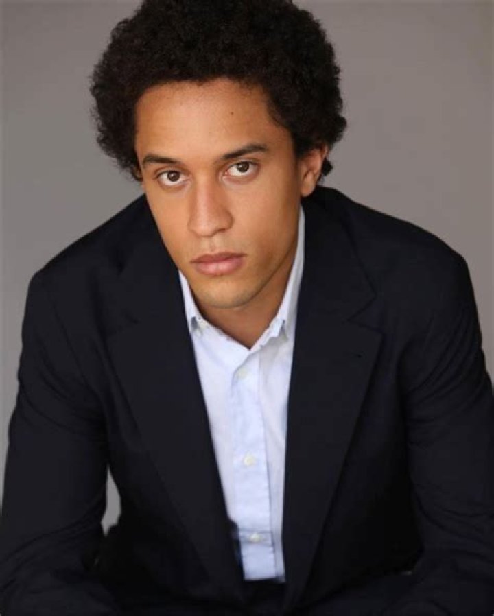 
Jevin Hodge Height, Weight, Net Worth, Age, Birthday, Wikipedia, Who, Nationality, Biography 