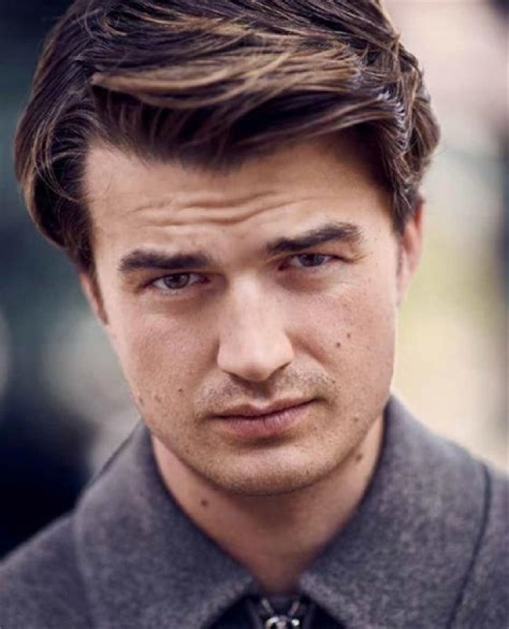 
Joe Kellett Height, Weight, Net Worth, Age, Birthday, Wikipedia, Who, Nationality, Biography 
