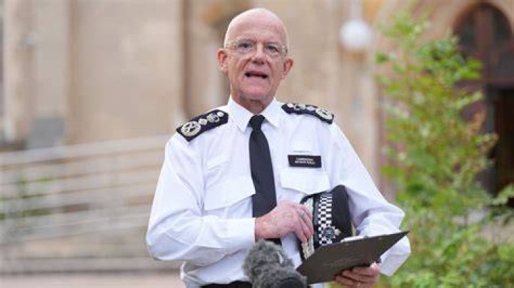 Mark Rowley