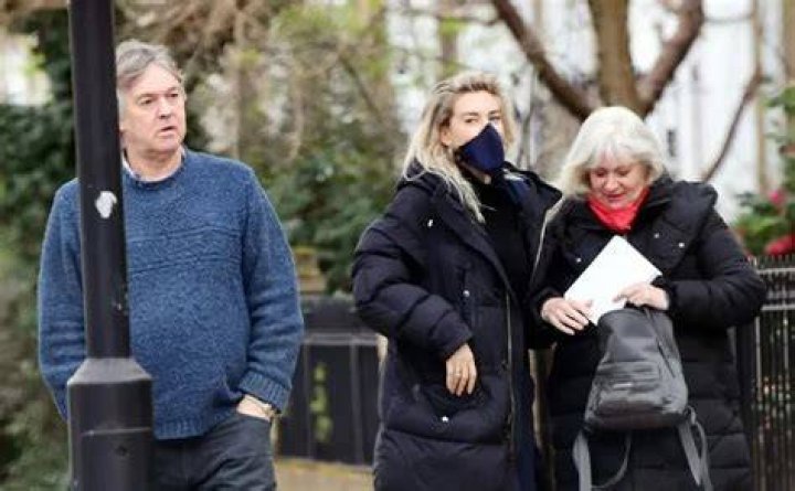 
Meet Vanessa Kirby Parents Roger And Jane Kirby | Siblings, Ethnicity 