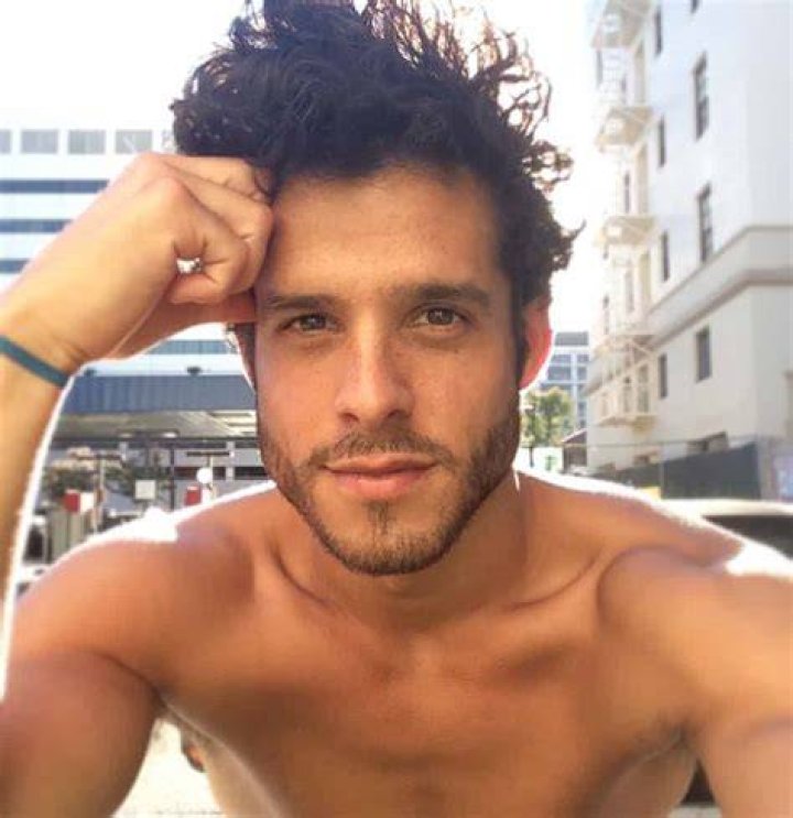 Miles Gaston Villanueva Height, Weight, Net Worth, Age, Birthday, Wikipedia, Who, Nationality, Biography