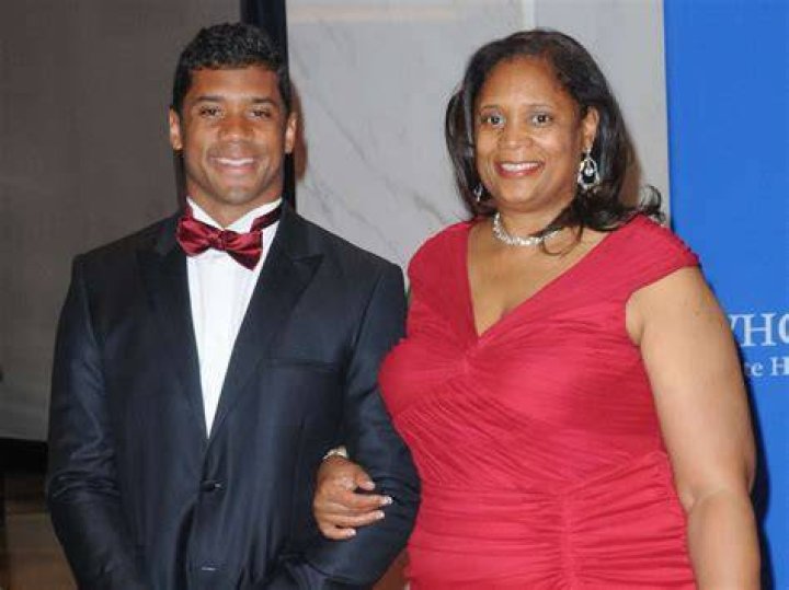 Russell Wilson Parents Photo -Meet His Father Harrison Wilson & Mother Tammy T. Wilson