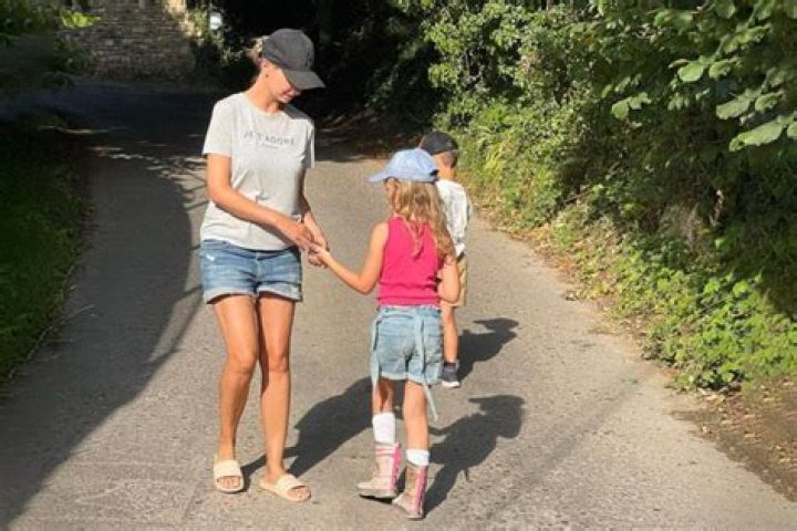 
Ruth Crilly And Husband Richard Grassie Share Two Children Angelica & Ted 