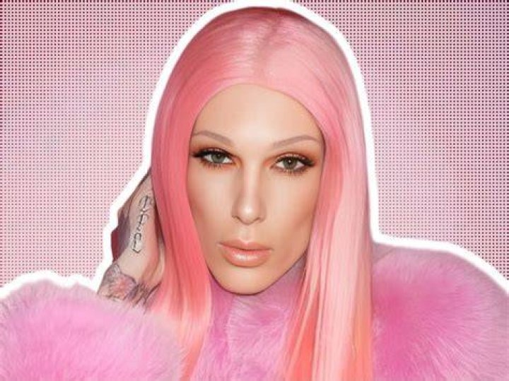 
“This is embarrassing”: Jeffree Star comes under fire for comments against trans and non-binary people 