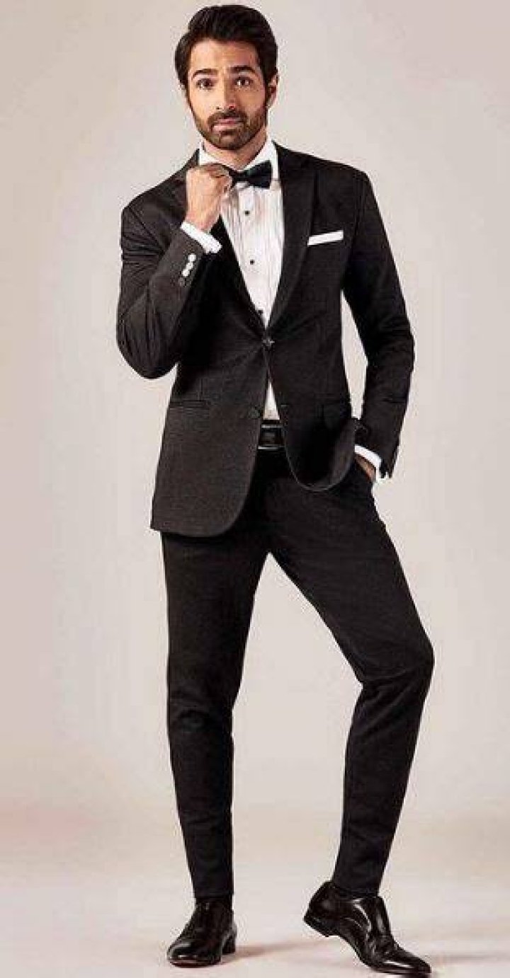 Varun Mitra Height, Weight, Net Worth, Age, Birthday, Wikipedia, Who, Nationality, Biography