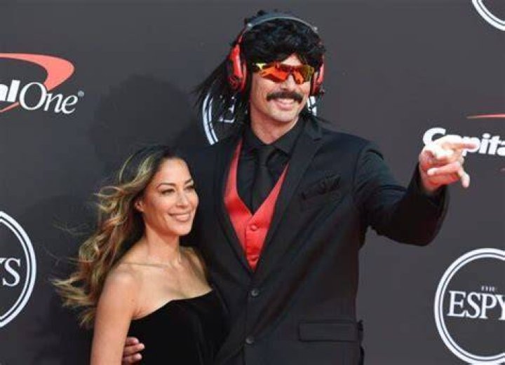 
What happened to Dr. DisRespect? His Wiki: Wife, Net Worth, Height, Real Name 