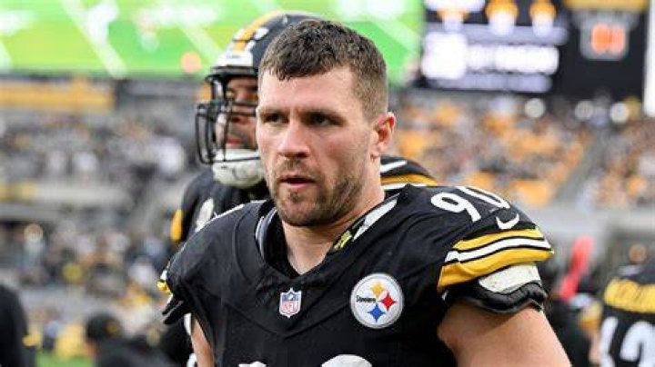 
When Is TJ Watt Coming Back? Knee Surgery Update, Where Is He Now? 