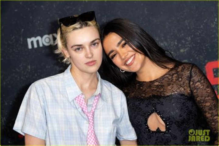 
Who Is Malia Pyles Boyfriend? Meet The Pretty Little Liars Actress 